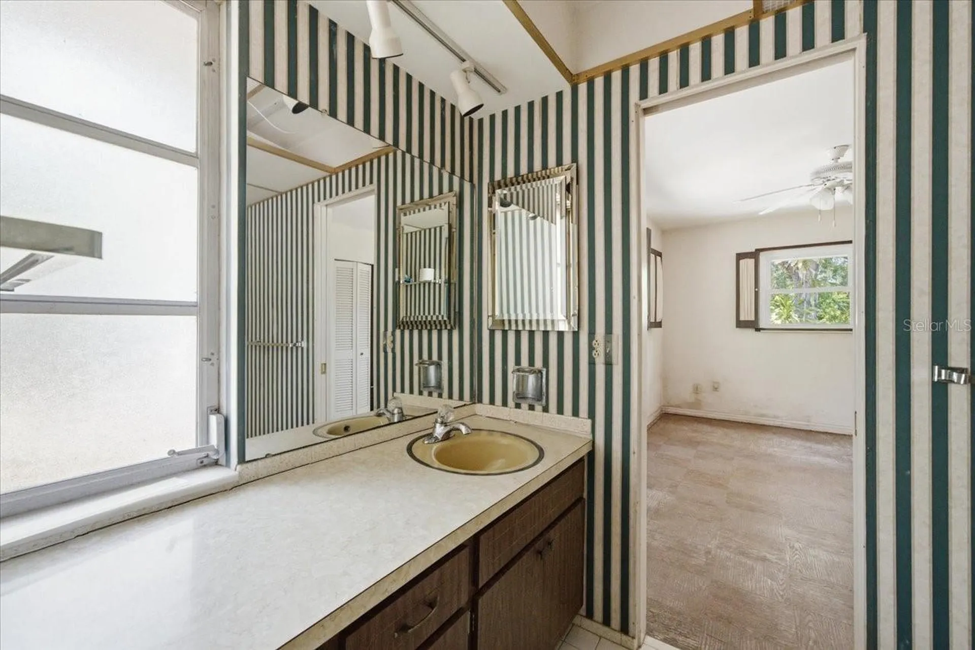 1680 Fox Road Clearwater FL 33764