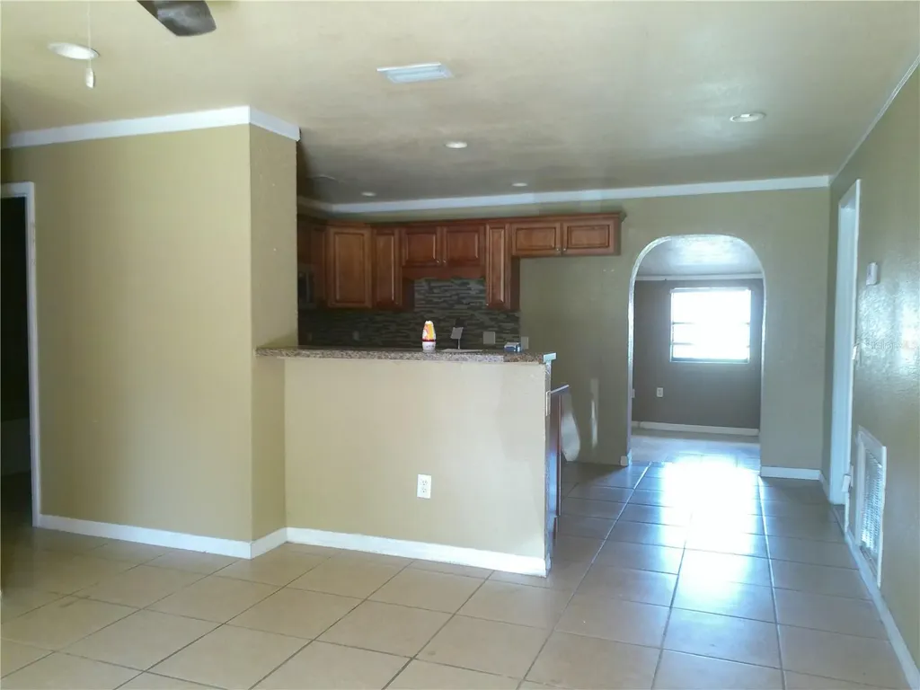 912 Oakhurst Drive Deland FL 32720