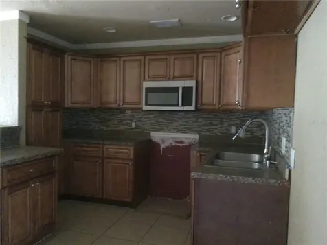 912 Oakhurst Drive Deland FL 32720