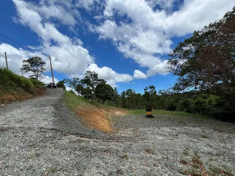 Lot 5 Km 2.5 Carretera 856 Carolina PR 00987