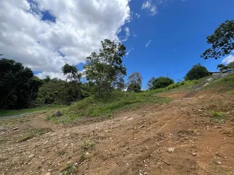 Lot 5 Km 2.5 Carretera 856 Carolina PR 00987