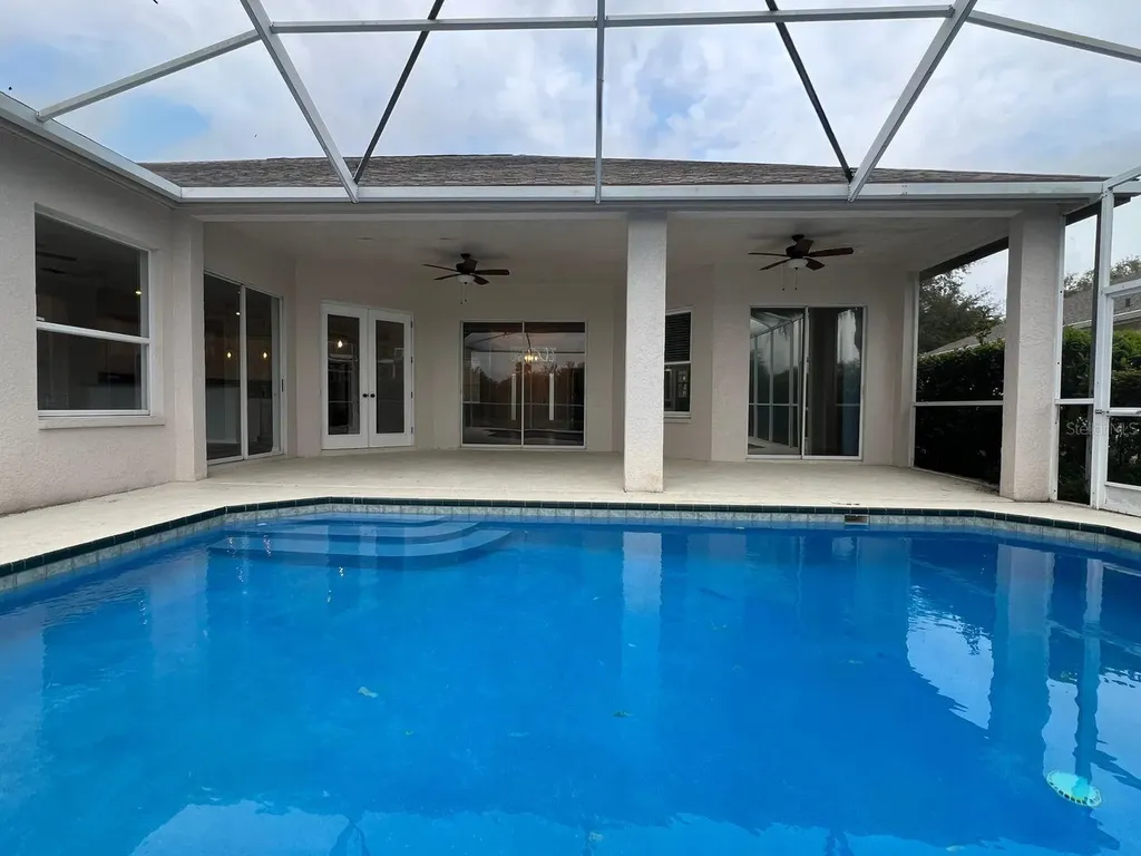 18111 Sugar Brooke Drive Tampa FL 33647