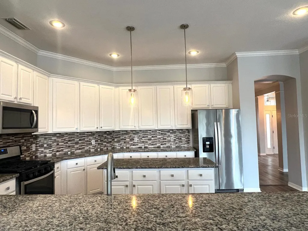 18111 Sugar Brooke Drive Tampa FL 33647