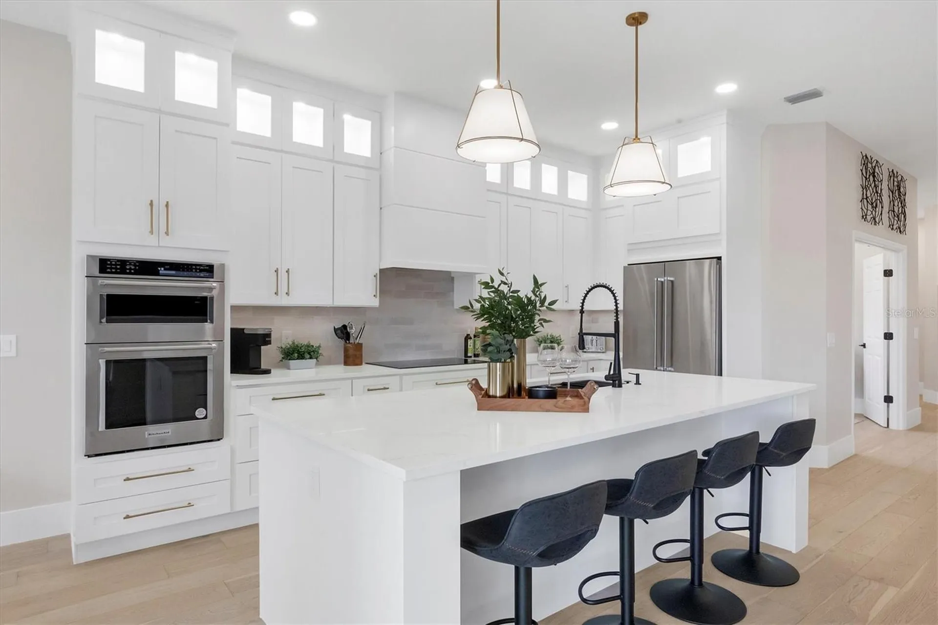 10114 Glenmore Avenue Bradenton FL 34202