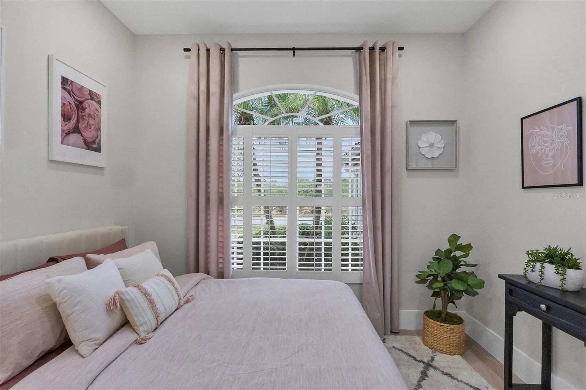 10114 Glenmore Avenue Bradenton FL 34202