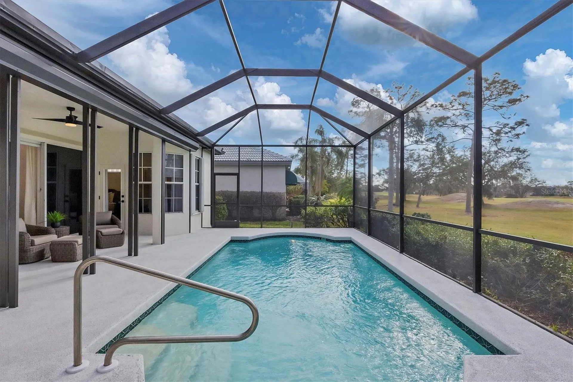 10114 Glenmore Avenue Bradenton FL 34202