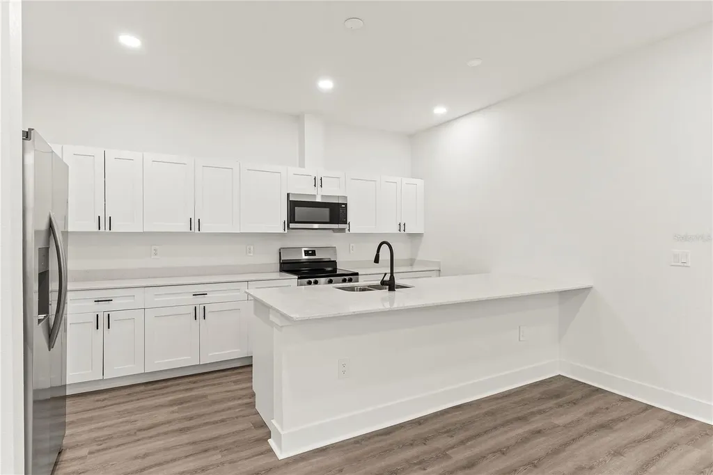2808 N 29th Street Tampa FL 33605