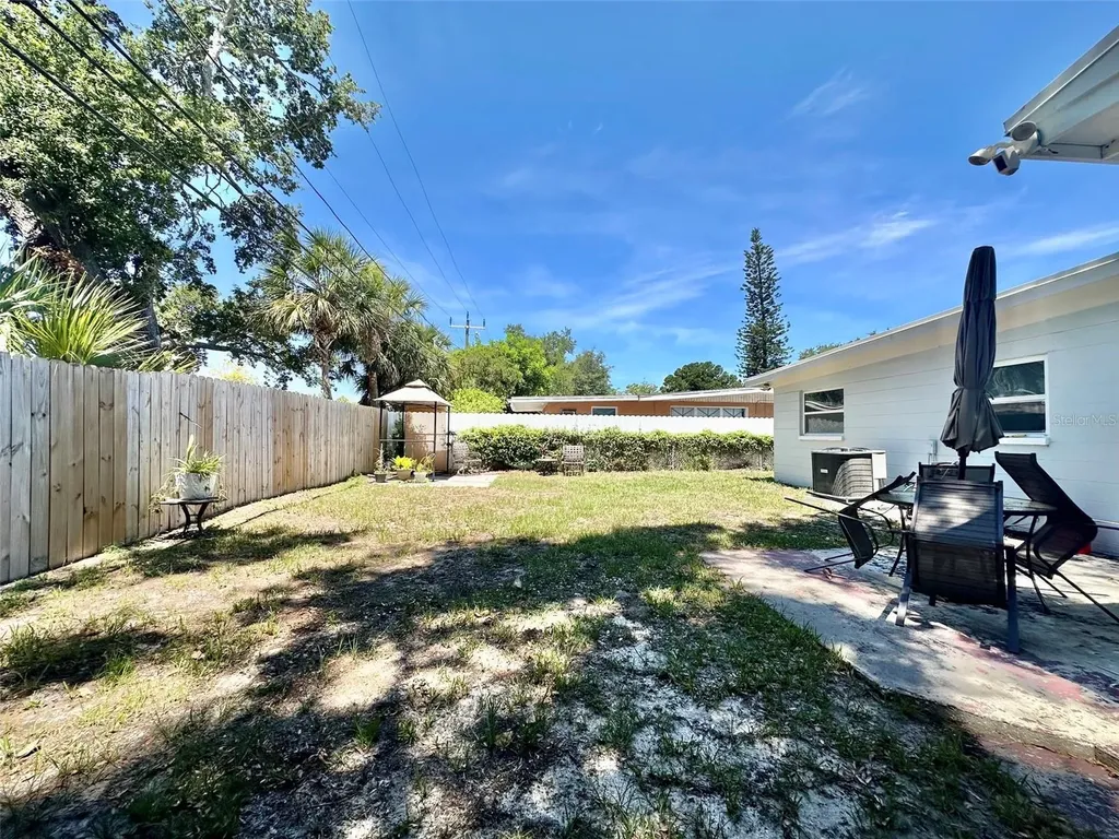 126 11th Avenue SW Largo FL 33770