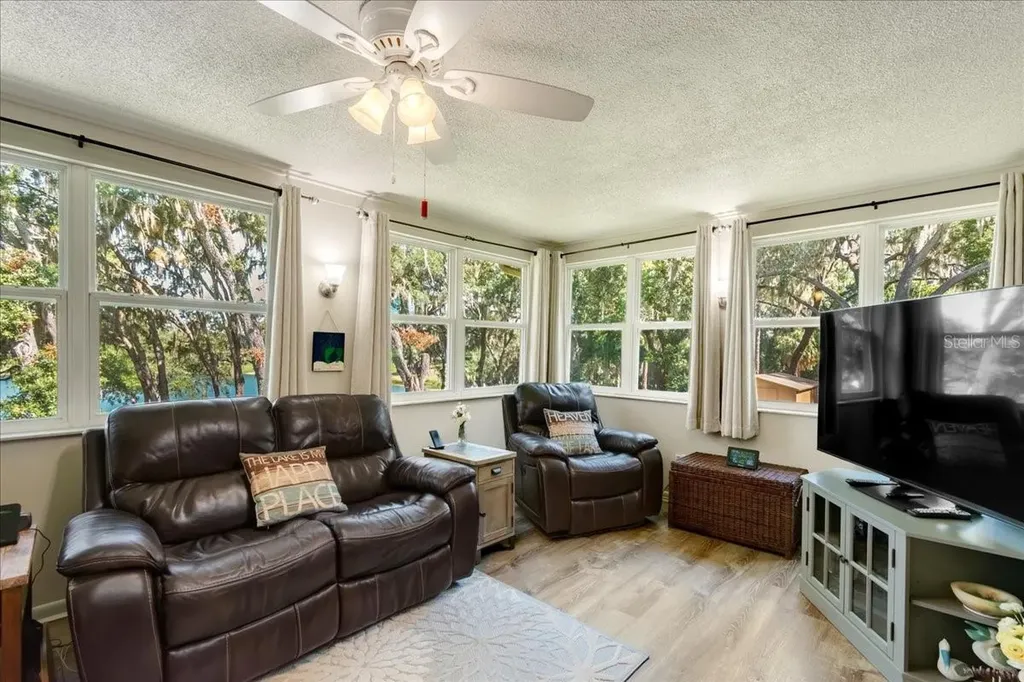 10522 SE 146th Terrace Road Ocklawaha FL 32179