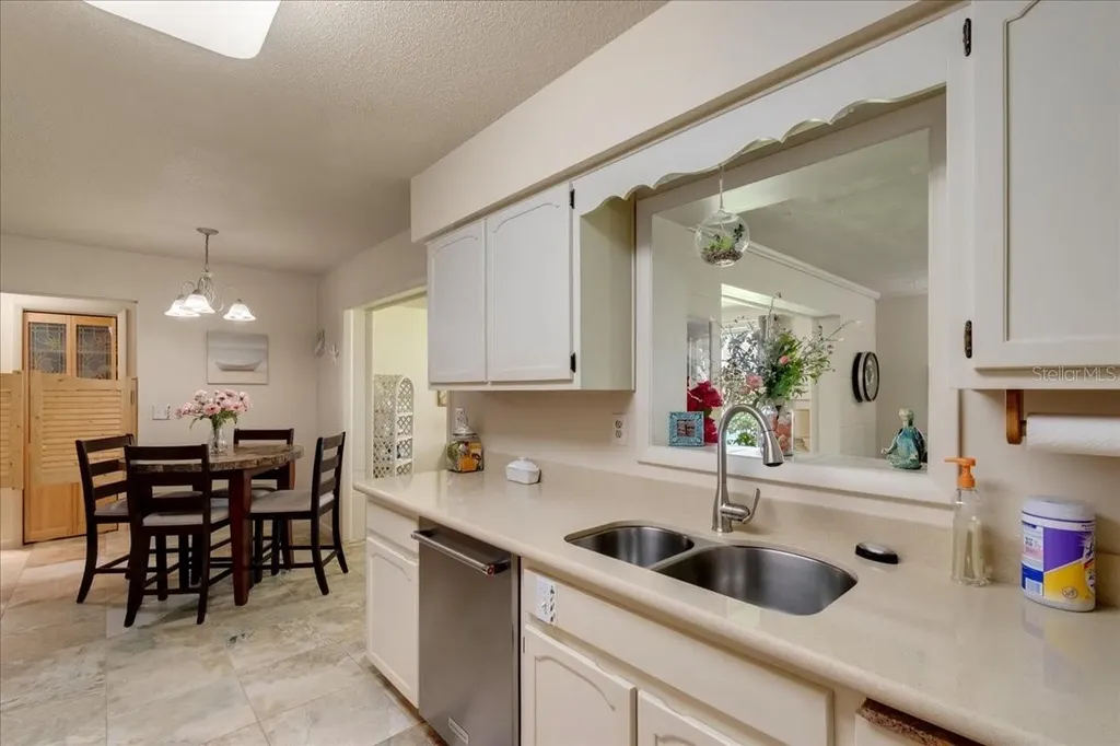 10522 SE 146th Terrace Road Ocklawaha FL 32179