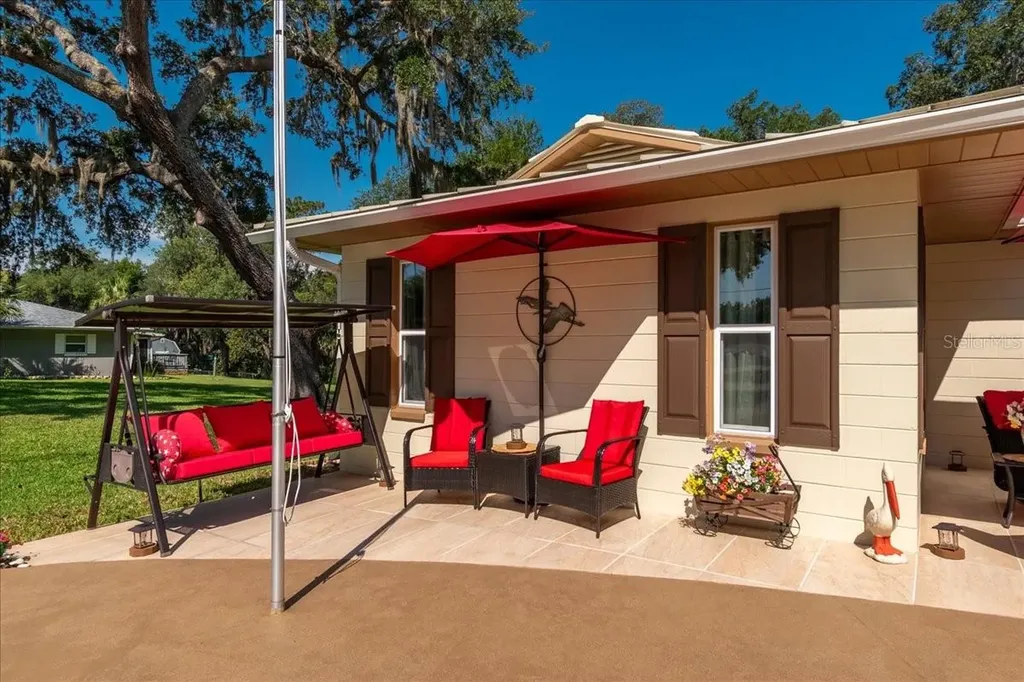 10522 SE 146th Terrace Road Ocklawaha FL 32179