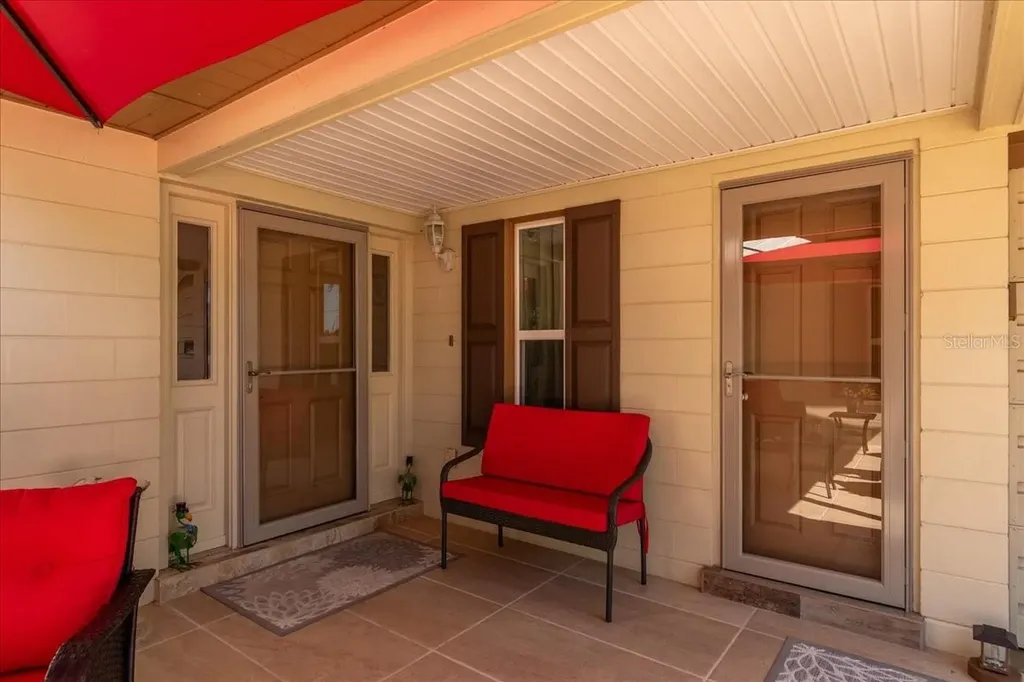 10522 SE 146th Terrace Road Ocklawaha FL 32179