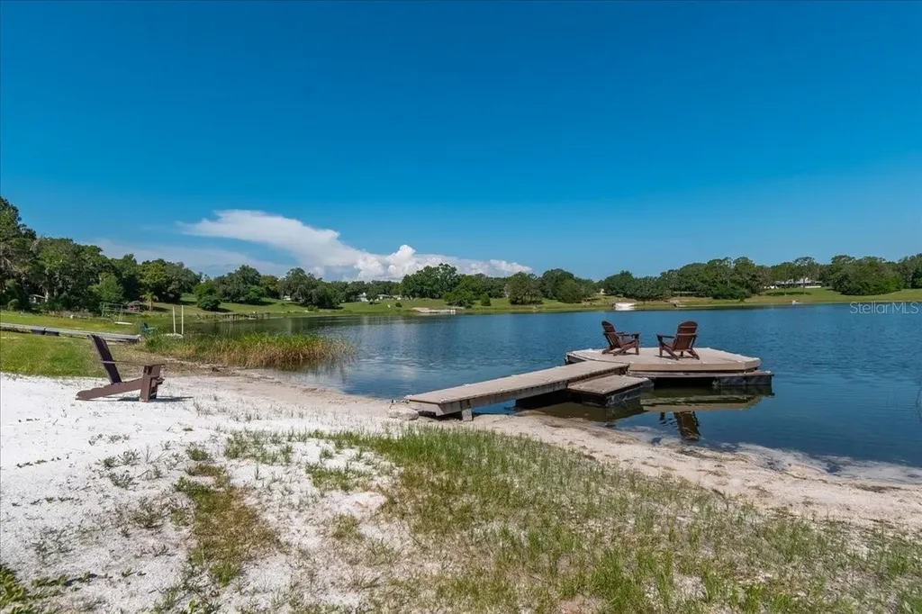 10522 SE 146th Terrace Road Ocklawaha FL 32179