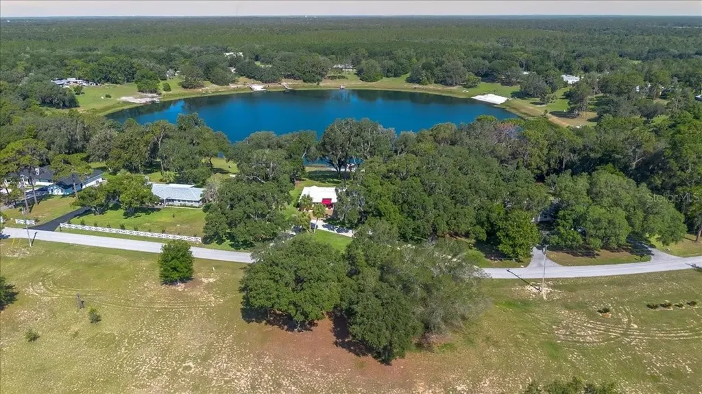10522 SE 146th Terrace Road Ocklawaha FL 32179