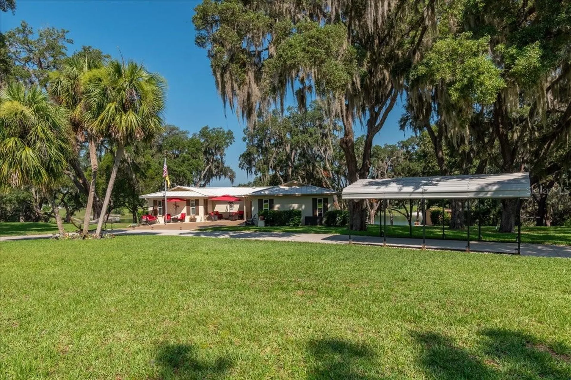 10522 SE 146th Terrace Road Ocklawaha FL 32179