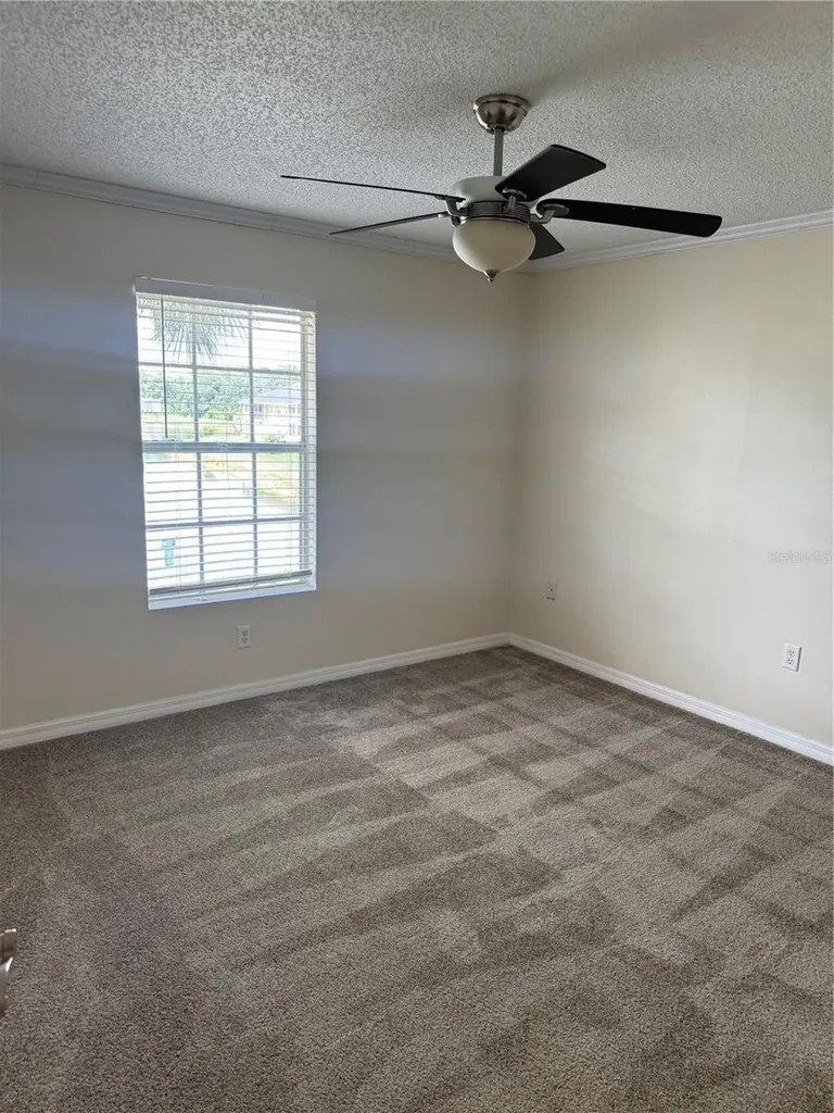 220 Lake Parsons Green Brandon FL 33511