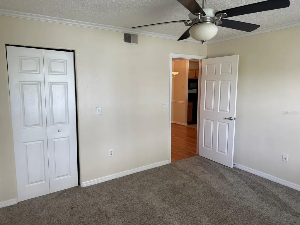 220 Lake Parsons Green Brandon FL 33511