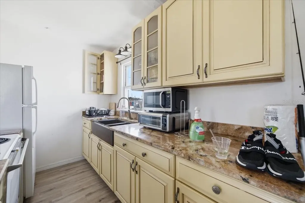 1197 Grove Street Clearwater FL 33755