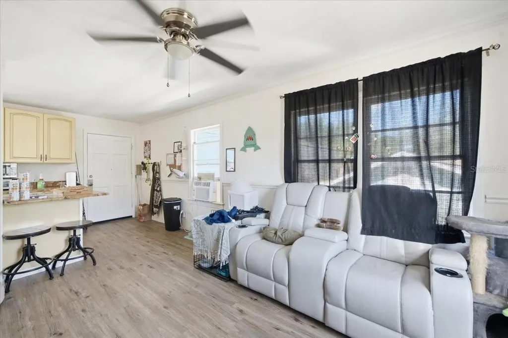 1197 Grove Street Clearwater FL 33755