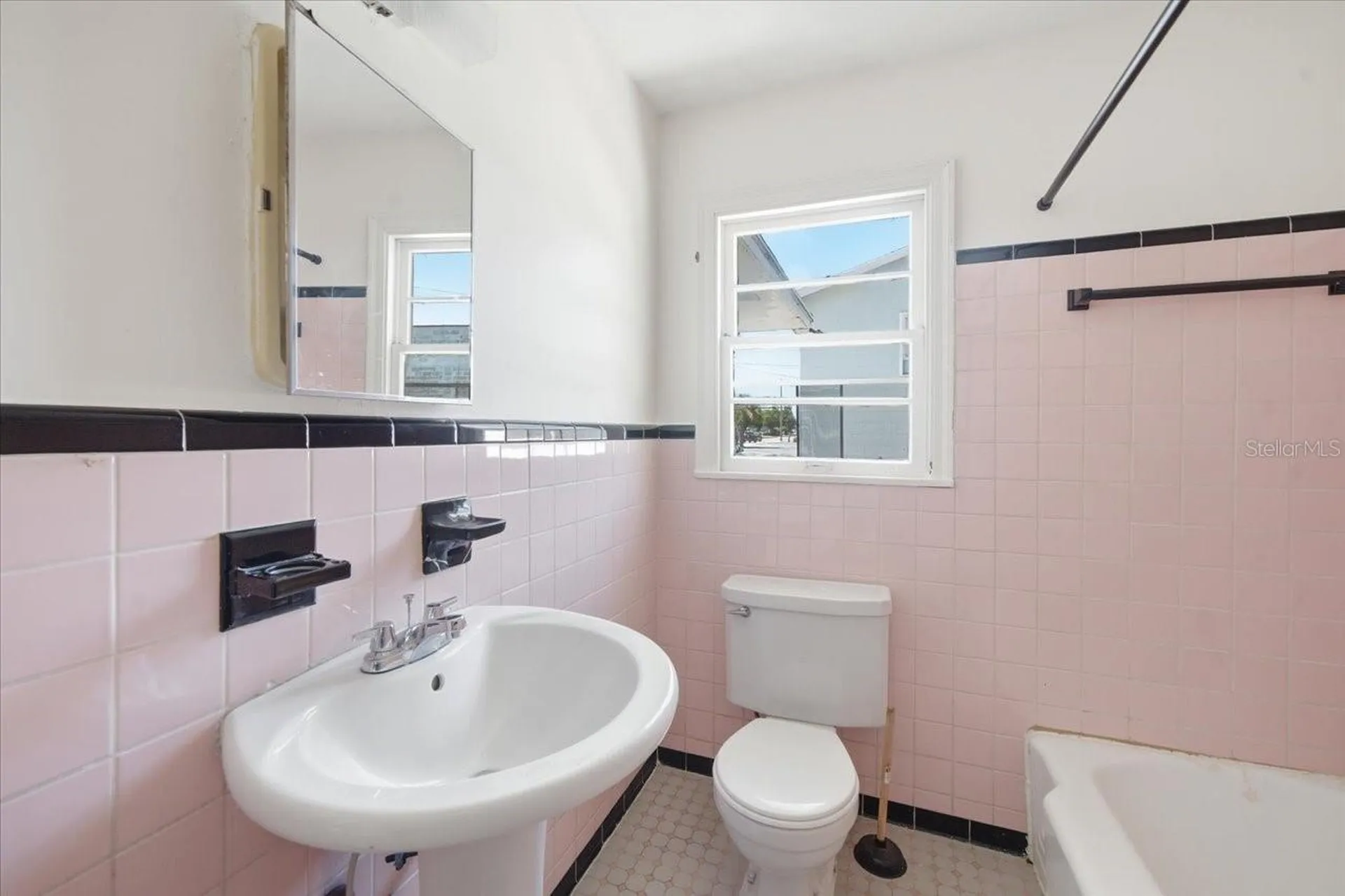 1197 Grove Street Clearwater FL 33755