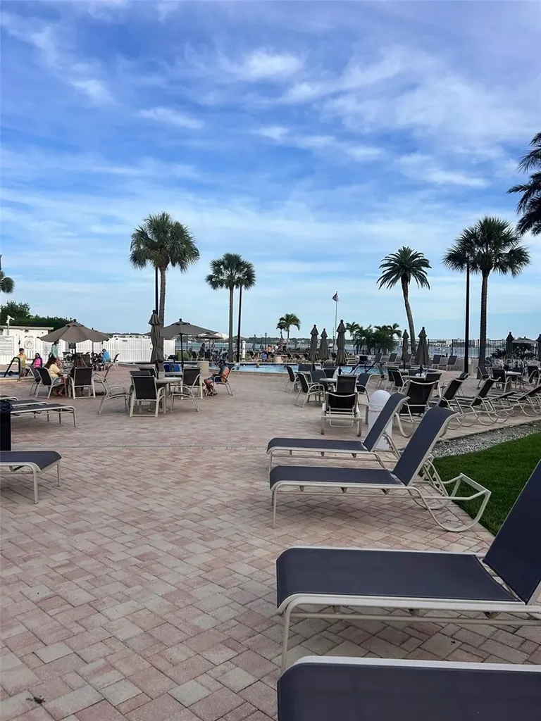 868 Bayway Boulevard Clearwater Beach FL 33767