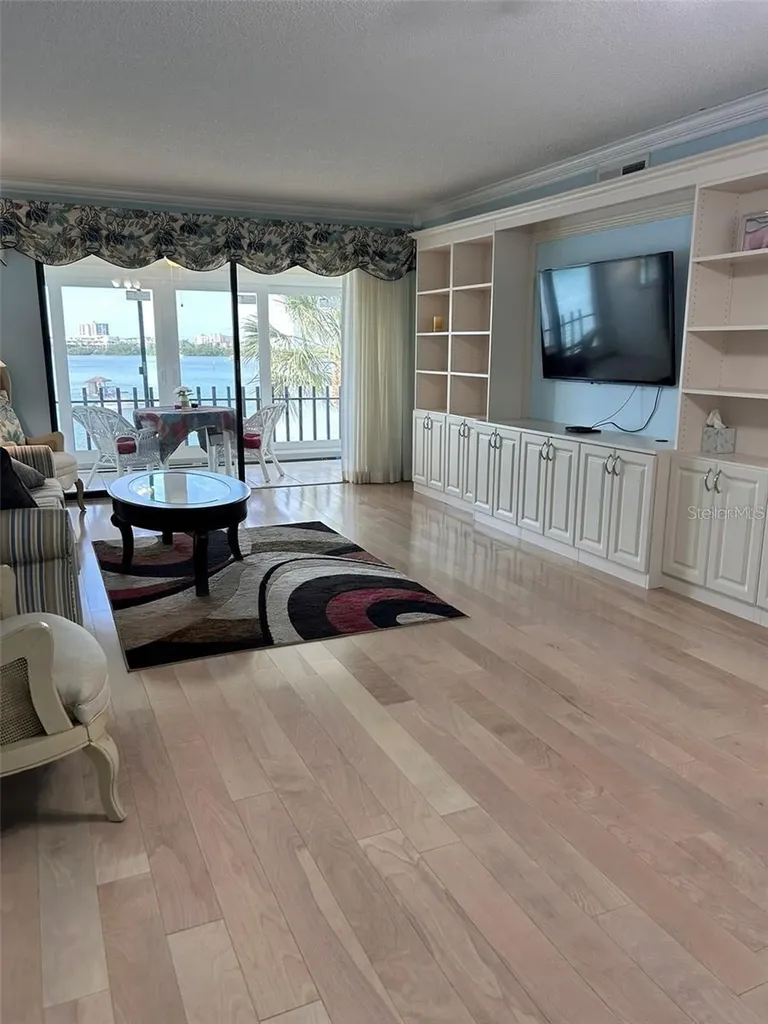 868 Bayway Boulevard Clearwater Beach FL 33767