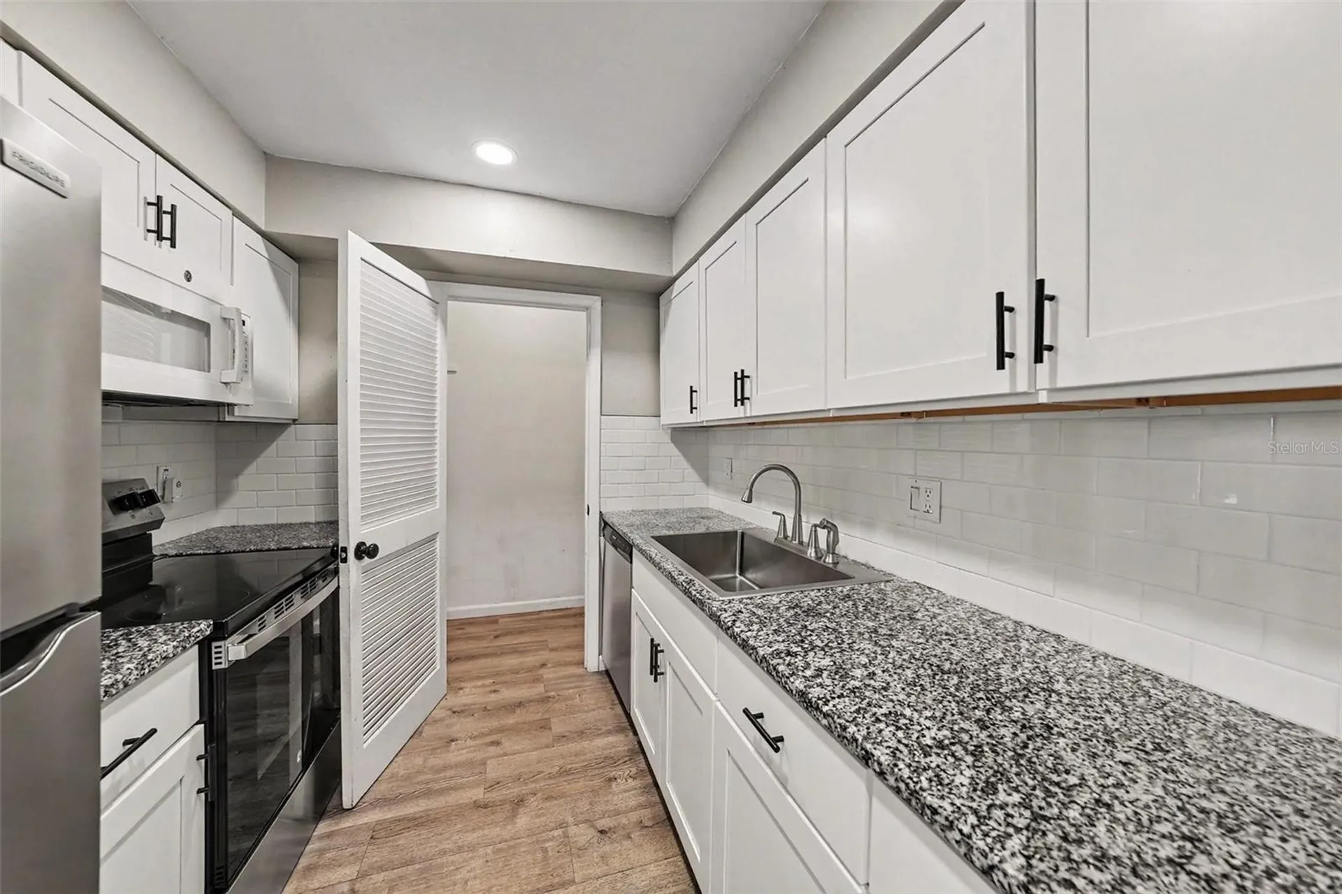9208 N Connechusett Road Tampa FL 33617