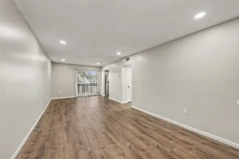9208 N Connechusett Road Tampa FL 33617