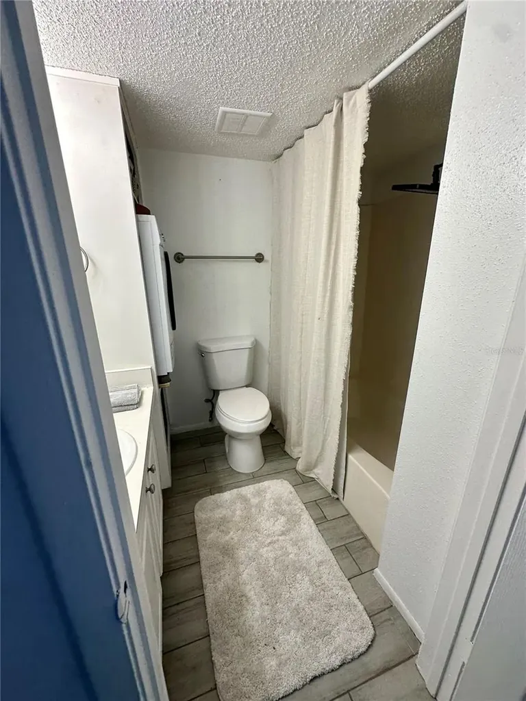 115 Oyster Bay Circle Altamonte Springs FL 32701