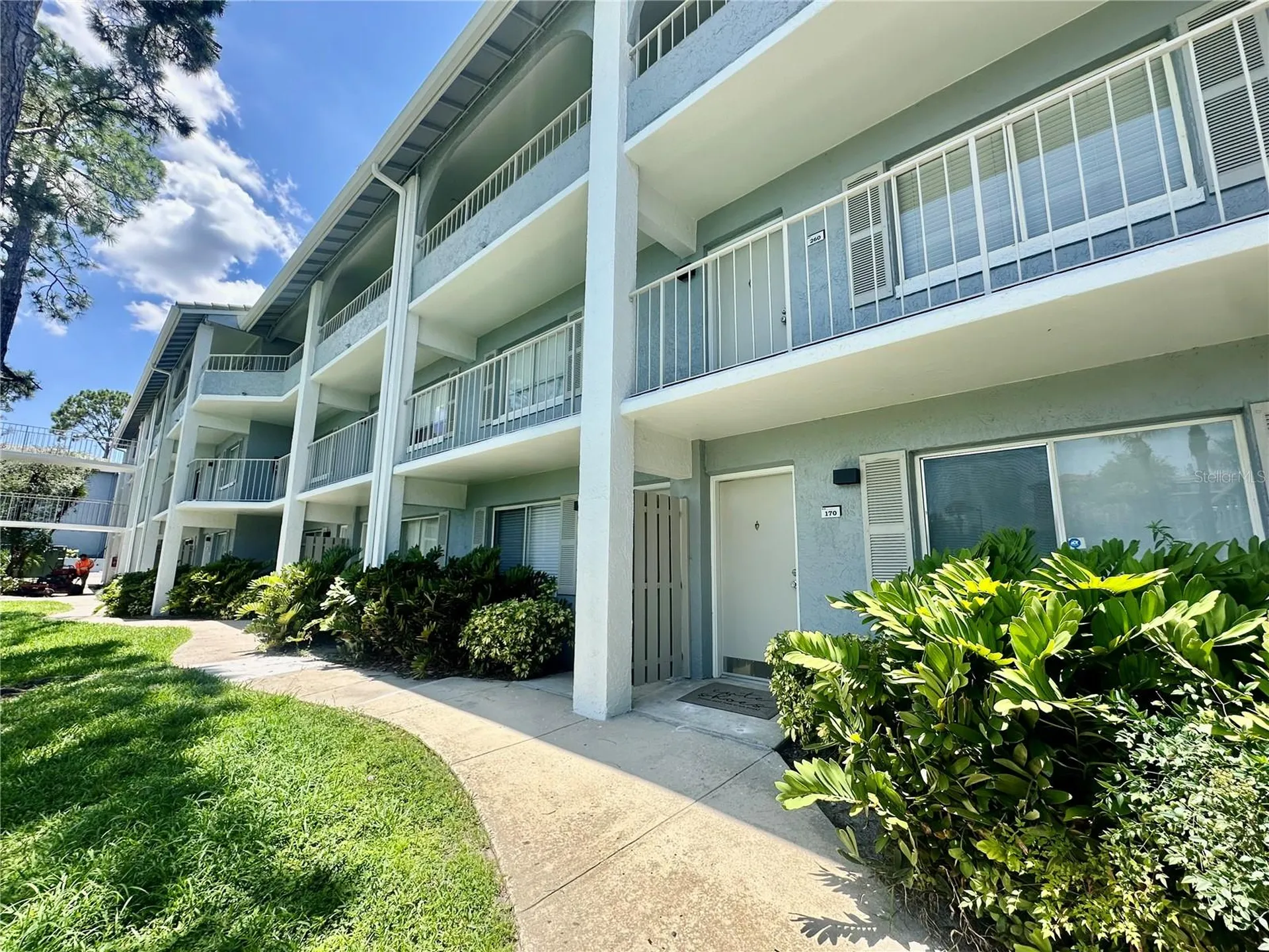 115 Oyster Bay Circle Altamonte Springs FL 32701