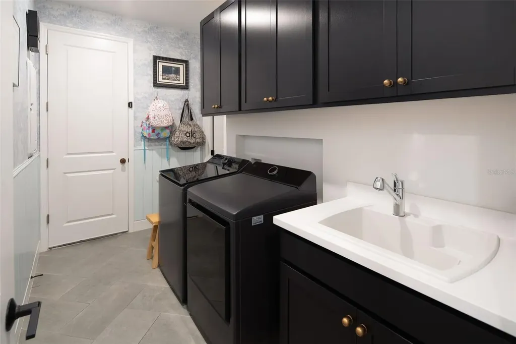 9161 Radiant Circle Sarasota FL 34241