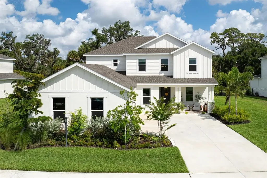 9161 Radiant Circle Sarasota FL 34241