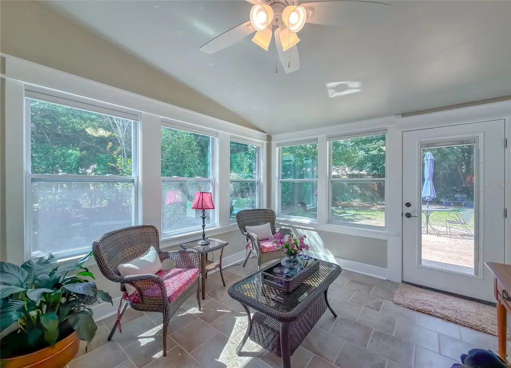 2210 Wall Street Tallahassee FL 32309
