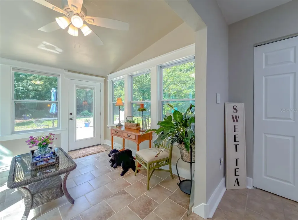 2210 Wall Street Tallahassee FL 32309