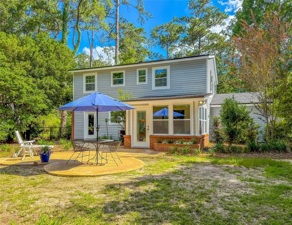2210 Wall Street Tallahassee FL 32309