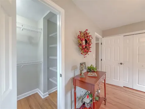 2210 Wall Street Tallahassee FL 32309