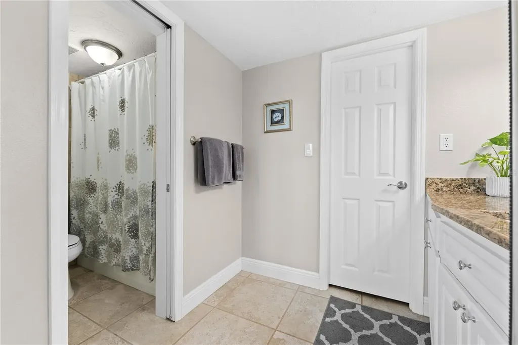 1700 Benjamin Franklin Drive Sarasota FL 34236