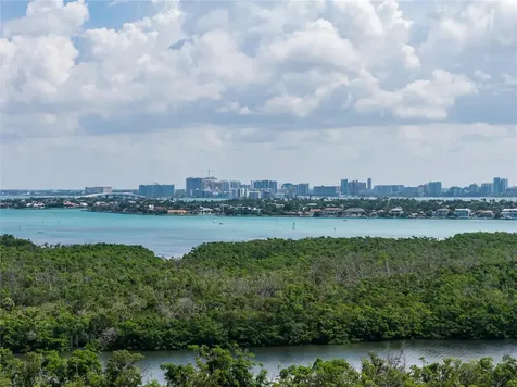 1700 Benjamin Franklin Drive Sarasota FL 34236