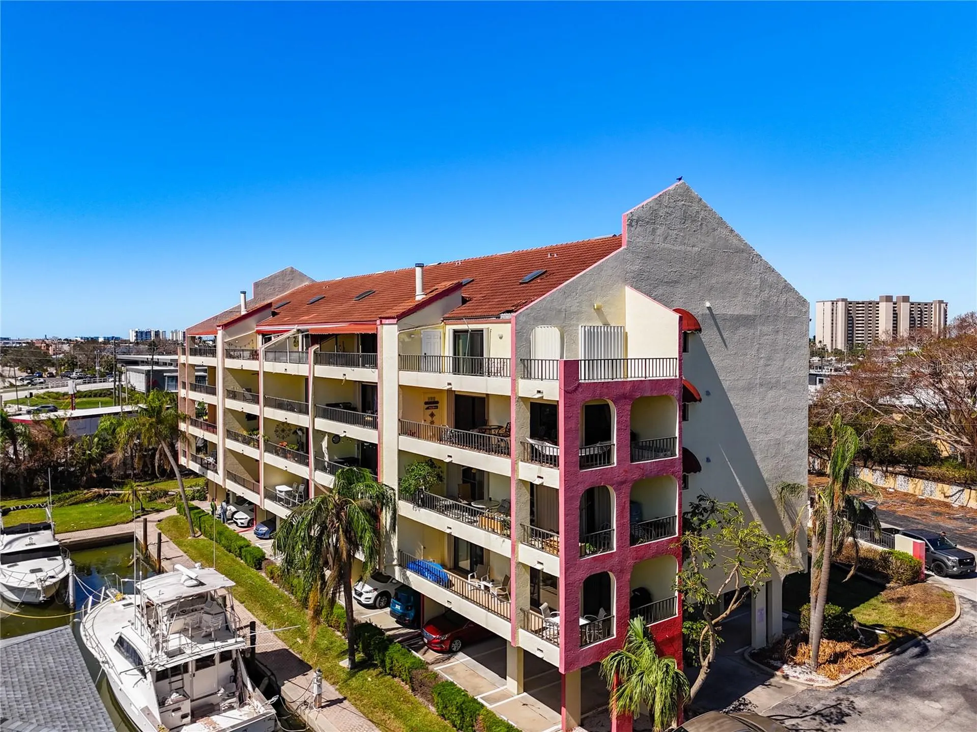 1750 Harbor Place S South Pasadena FL 33707