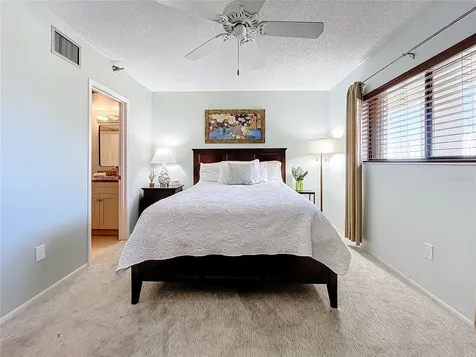1750 Harbor Place S South Pasadena FL 33707
