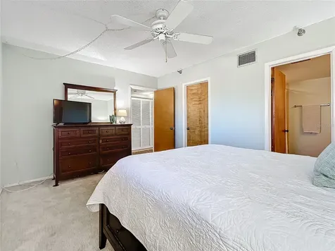 1750 Harbor Place S South Pasadena FL 33707