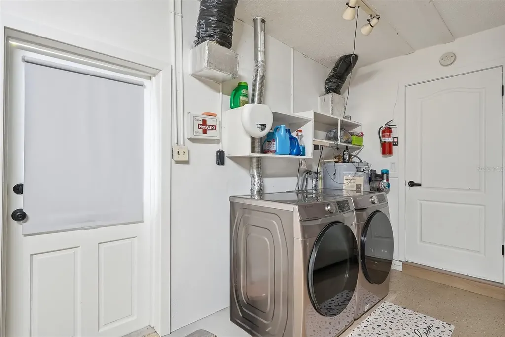 1318 S Hillcrest Avenue Clearwater FL 33756