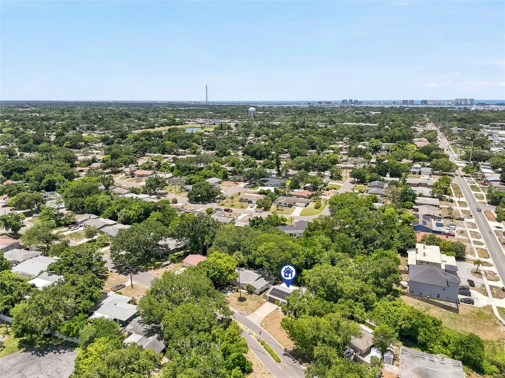 1318 S Hillcrest Avenue Clearwater FL 33756