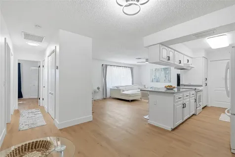 1318 S Hillcrest Avenue Clearwater FL 33756