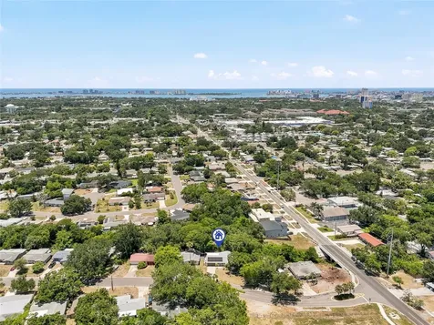 1318 S Hillcrest Avenue Clearwater FL 33756