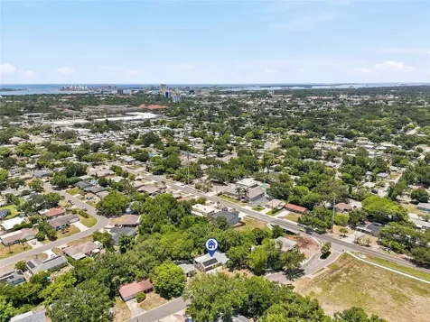 1318 S Hillcrest Avenue Clearwater FL 33756