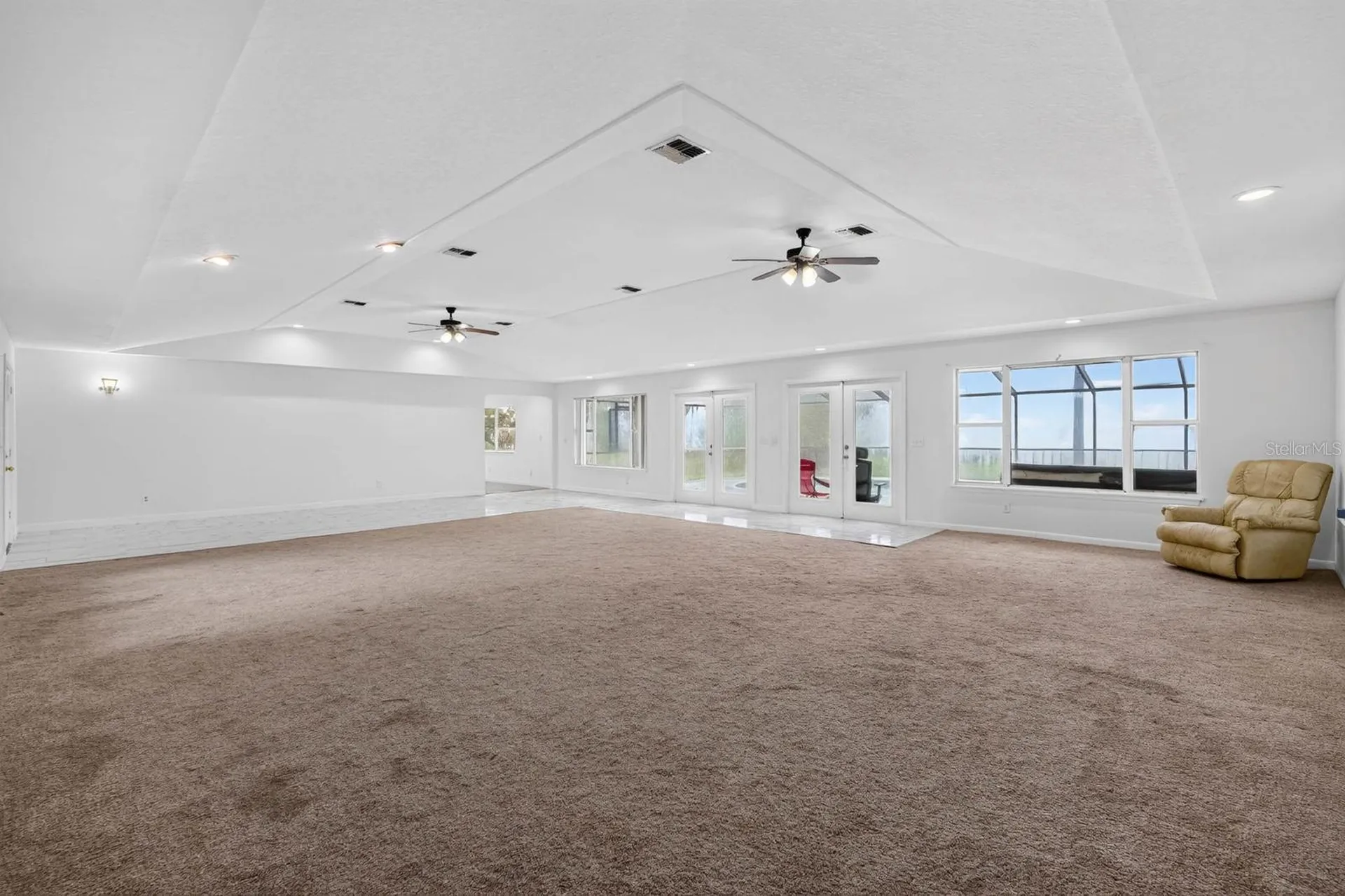 157 W Grandview Drive East Palatka FL 32131