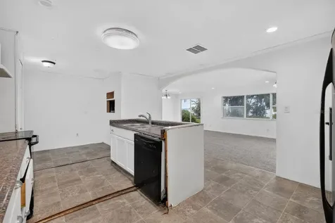 157 W Grandview Drive East Palatka FL 32131