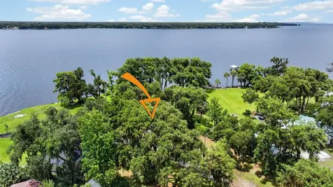 157 W Grandview Drive East Palatka FL 32131