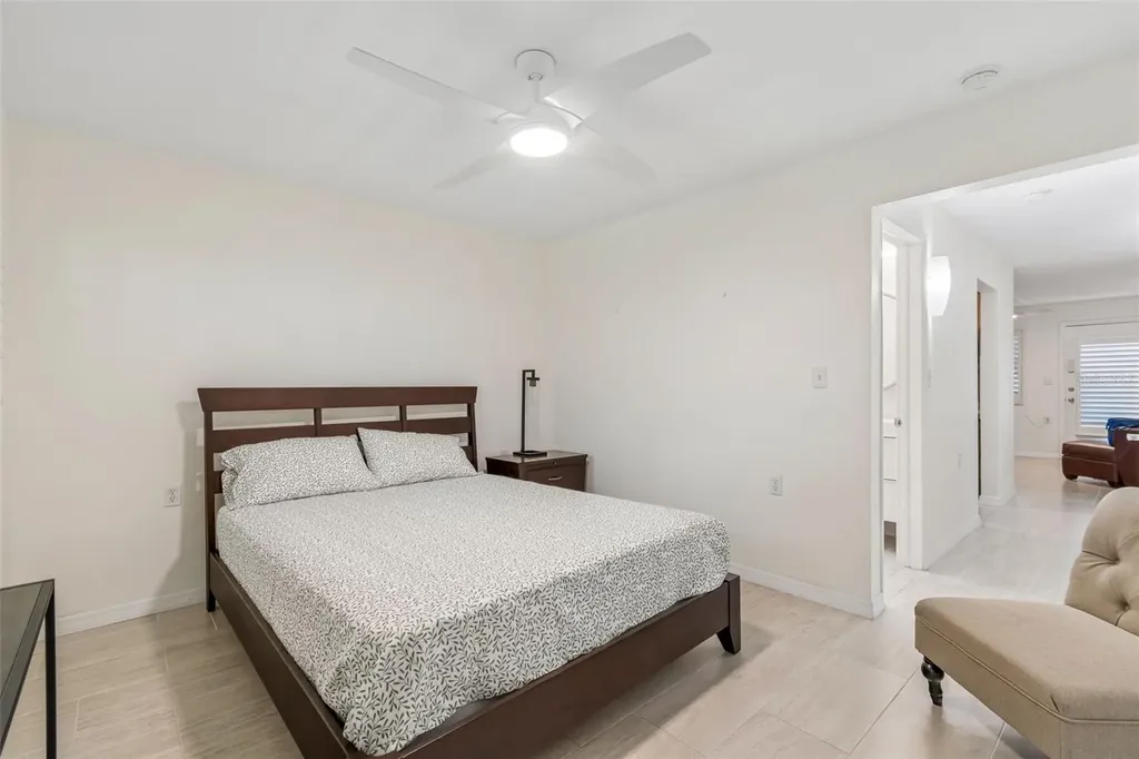 8220 112th Street Seminole FL 33772